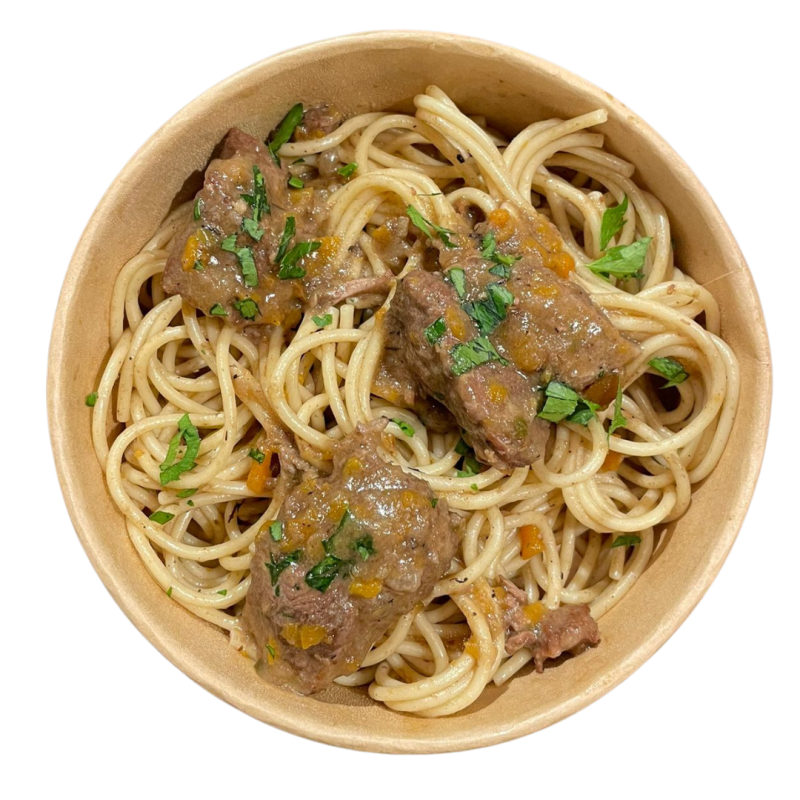 Spaguetti con guiso de ternera