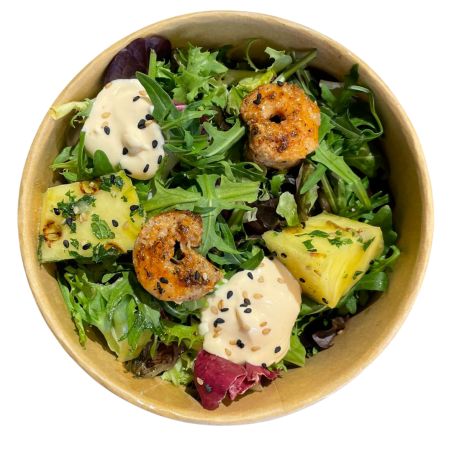Ensalada cocktail con langostinos y manzana
