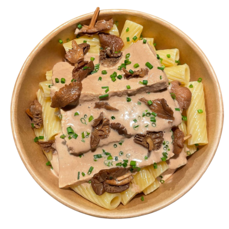 Rigatoni con fricandó de tofu