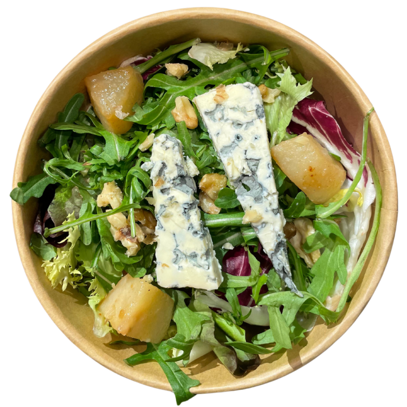 Ensalada con pera caramelizada, queso azul y nueces