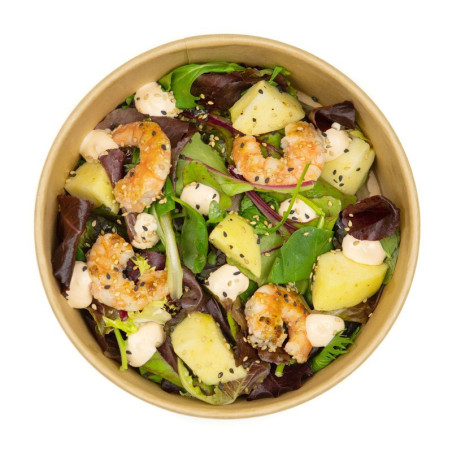 Ensalada cocktail con langostinos y manzana