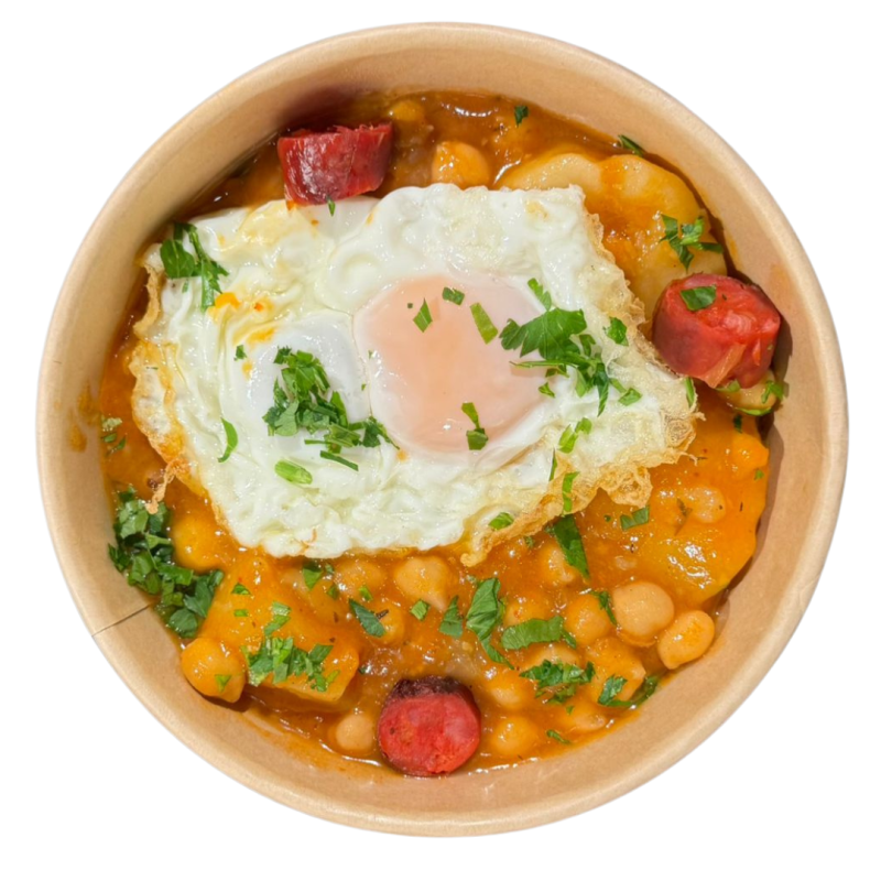 Garbanzos con chistorra y huevo frito