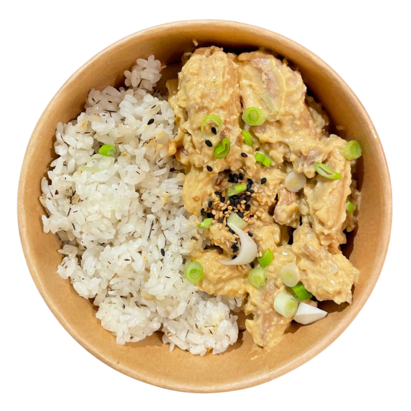 Pollo Satay con arroz al vapor