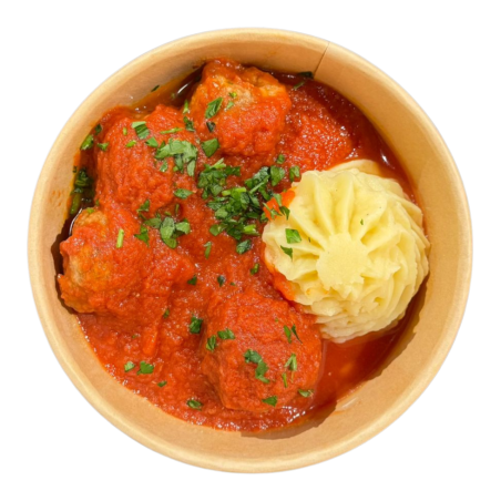 Albóndigas con tomate y puré de patata