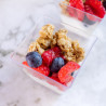 Bol de iogur amb granola i fruits vermells