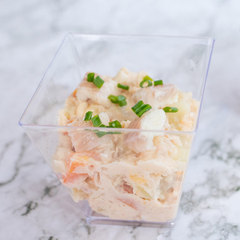Ensaladilla amb anguila fumada