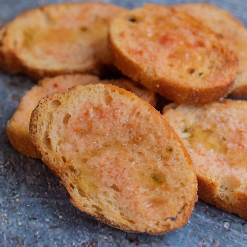 Crostinis de pa amb tomàquet