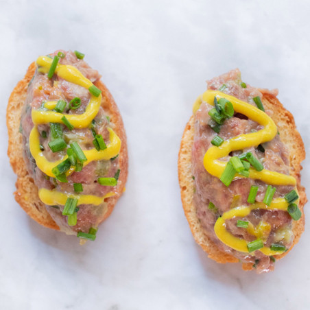 Crostini de steak tartar